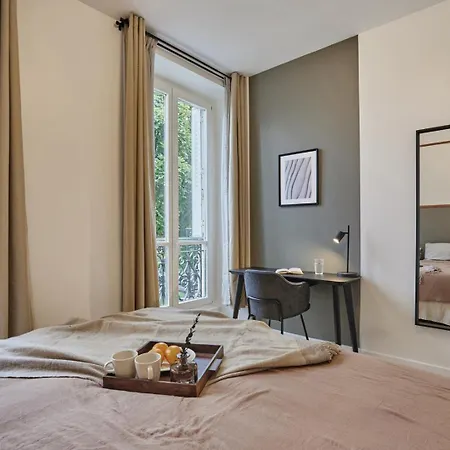 Yanoa - 4 A Madeleine *