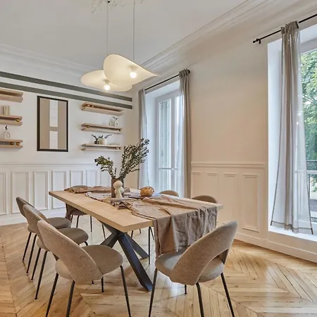 Yanoa - 4 A Madeleine شقة