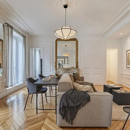 Yanoa - 4 A Madeleine *